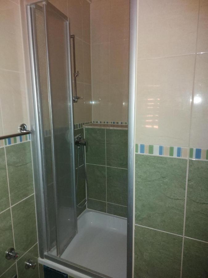 Apartments By The Sea Podgora, Makarska - 11469 Ngoại thất bức ảnh